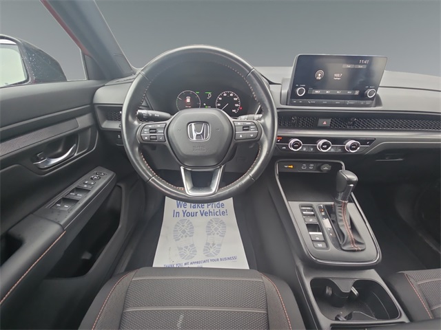 Vehicle image 10 of 15