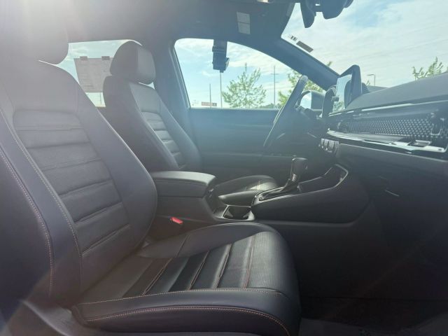 Vehicle image 9 of 17