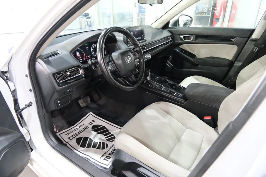 2023 Honda Civic EX Image 14 of 37