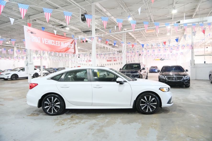 2023 Honda Civic EX Image 4 of 37