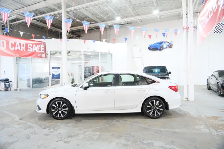 2023 Honda Civic EX Image 9 of 37