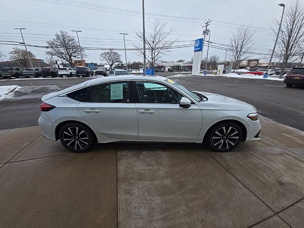 2023 Honda Civic EX-L Image 4 of 33