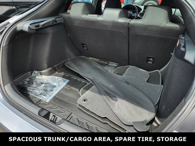 Vehicle image 15 of 26