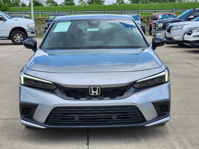 Vehicle image 2 of 26