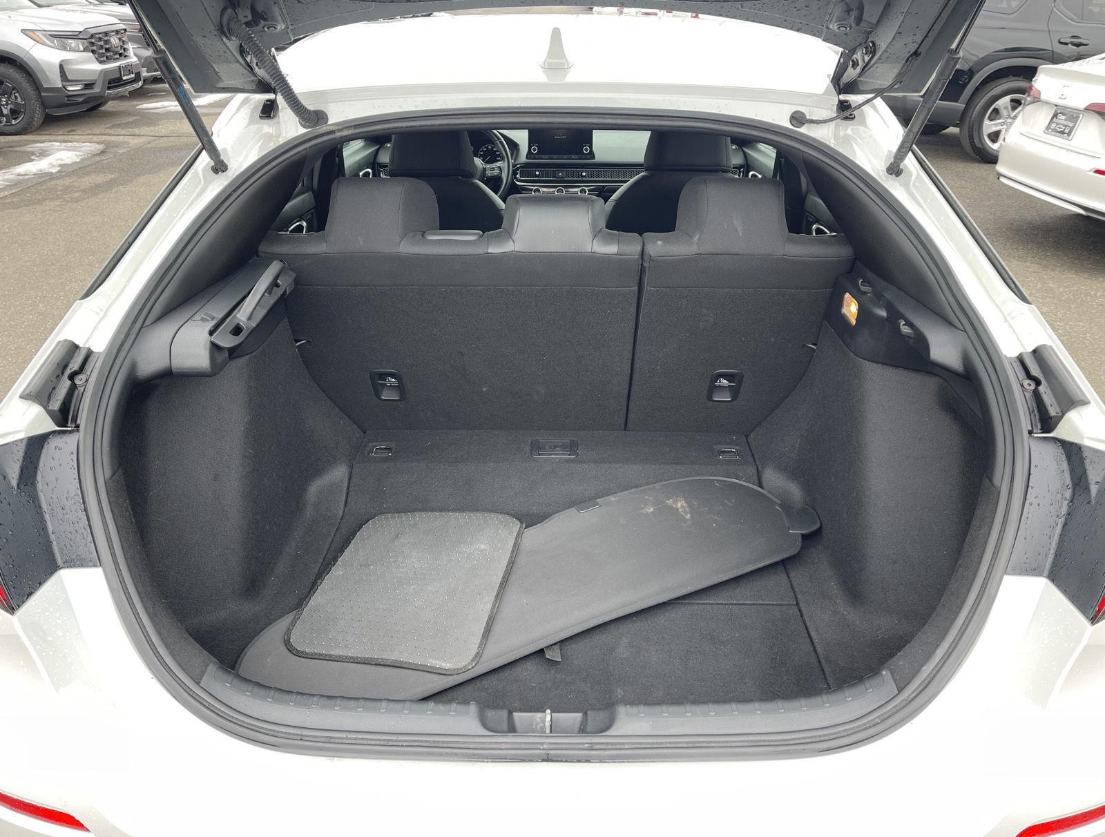 2023 Honda Civic Sport Image 9 of 22