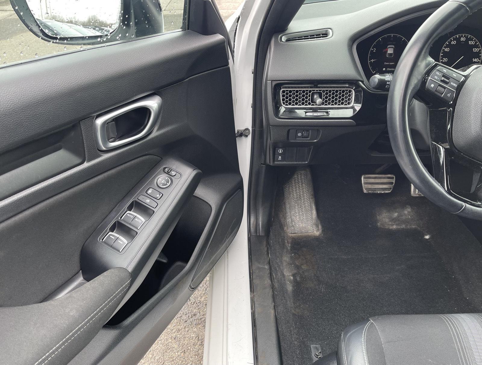 2023 Honda Civic Sport Image 13 of 22