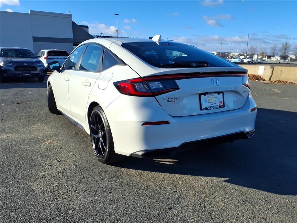 2023 Honda Civic Sport Image 8 of 25