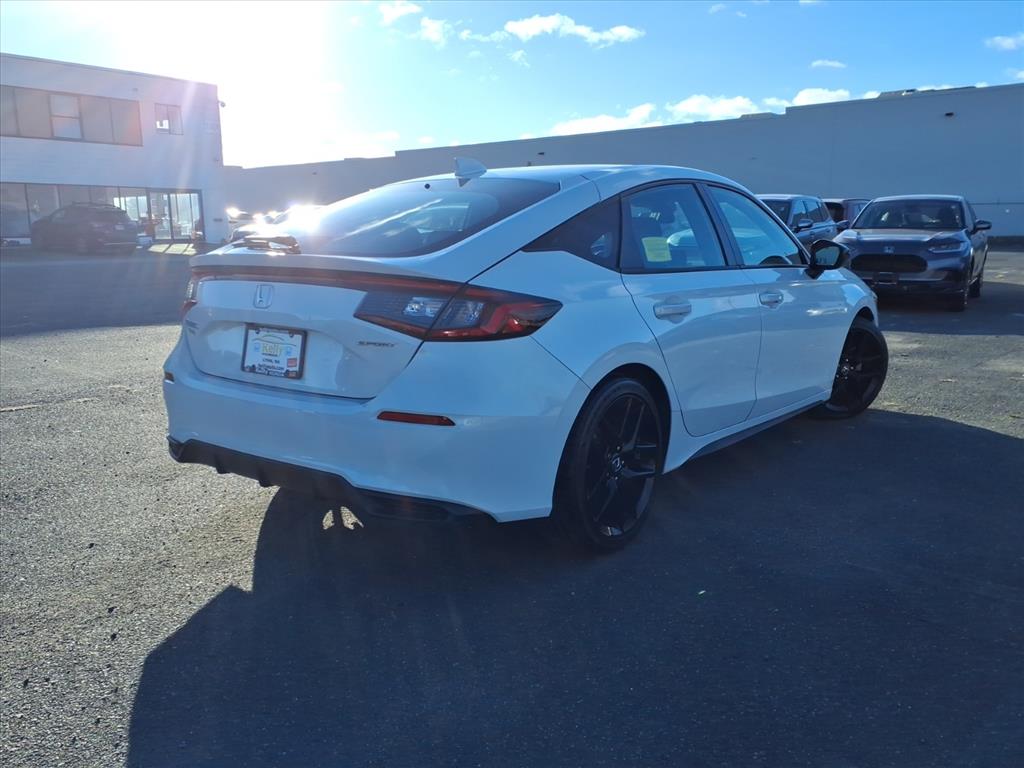 2023 Honda Civic Sport Image 5 of 25