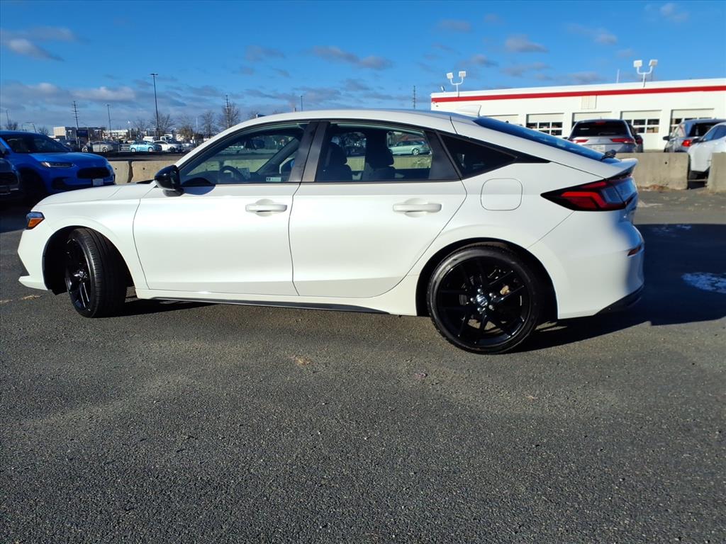 2023 Honda Civic Sport Image 7 of 25