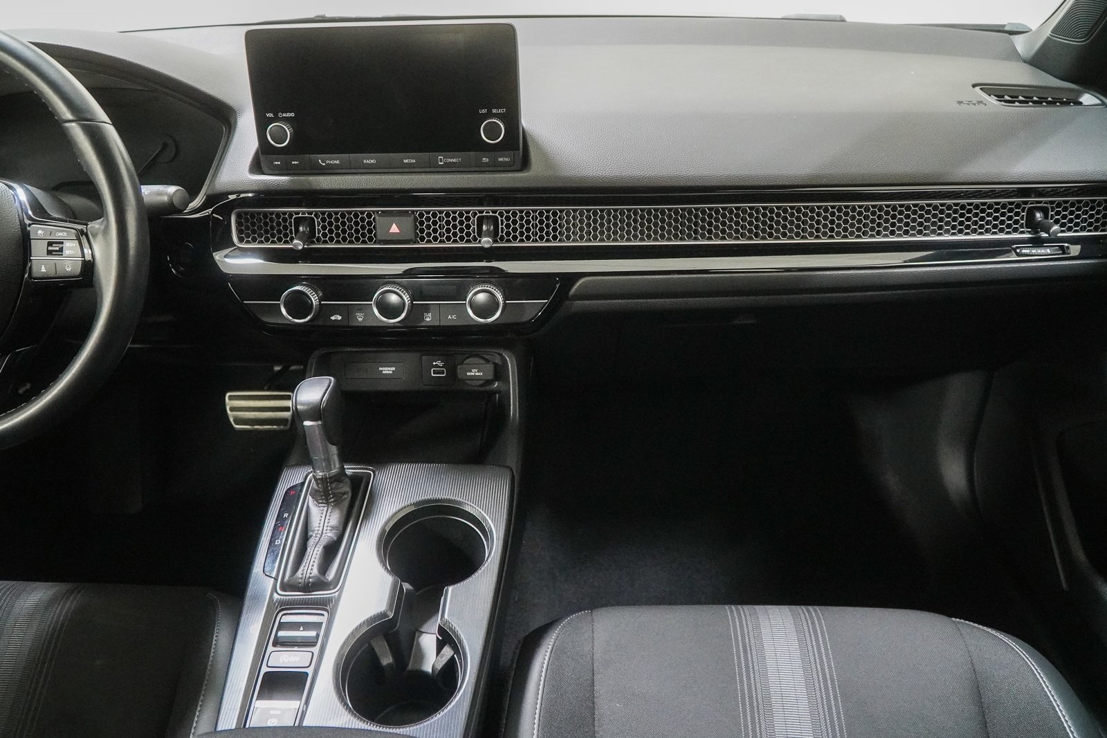 2023 Honda Civic Sport Image 22 of 37