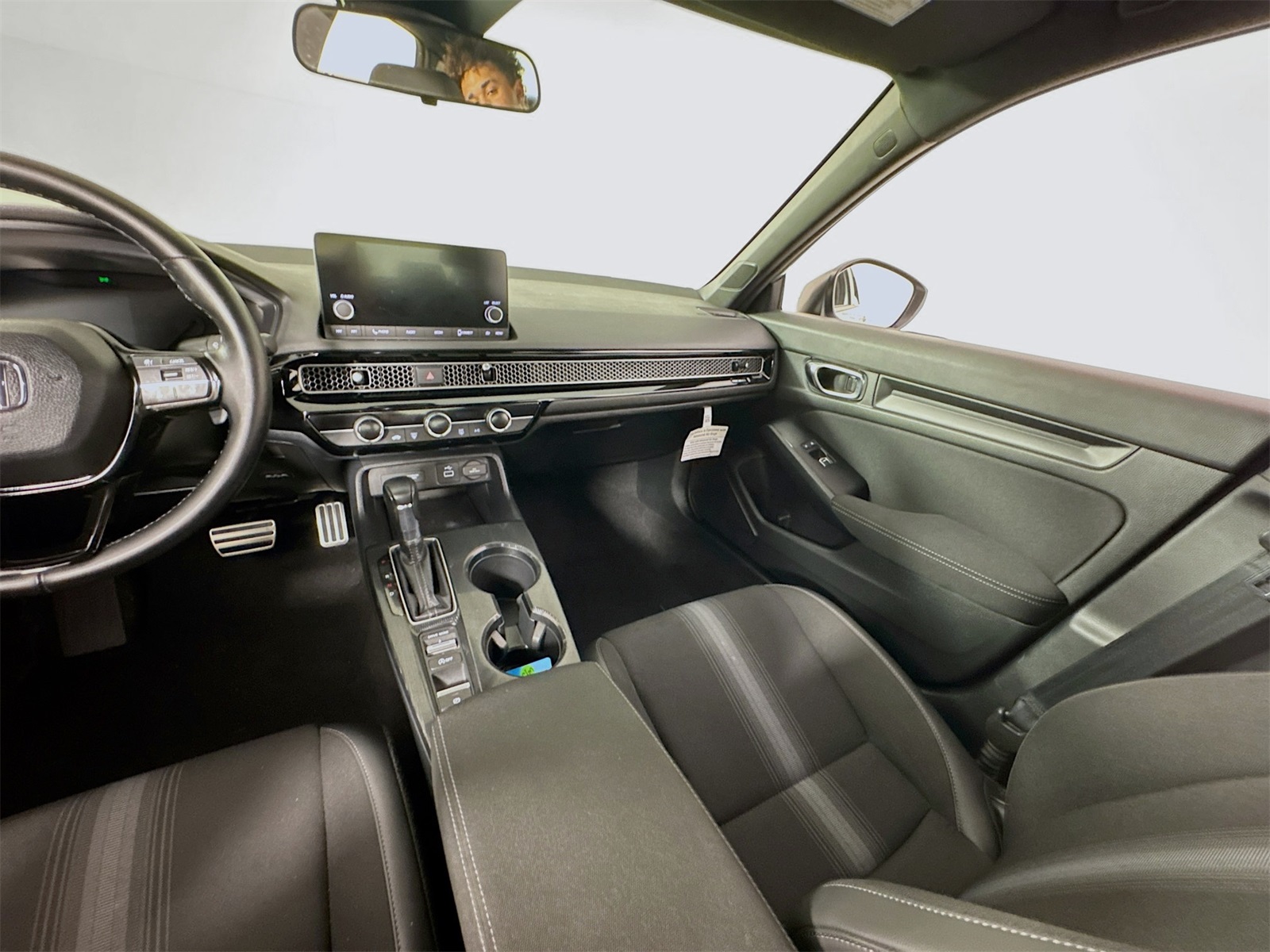 2023 Honda Civic Sport Image 15 of 20