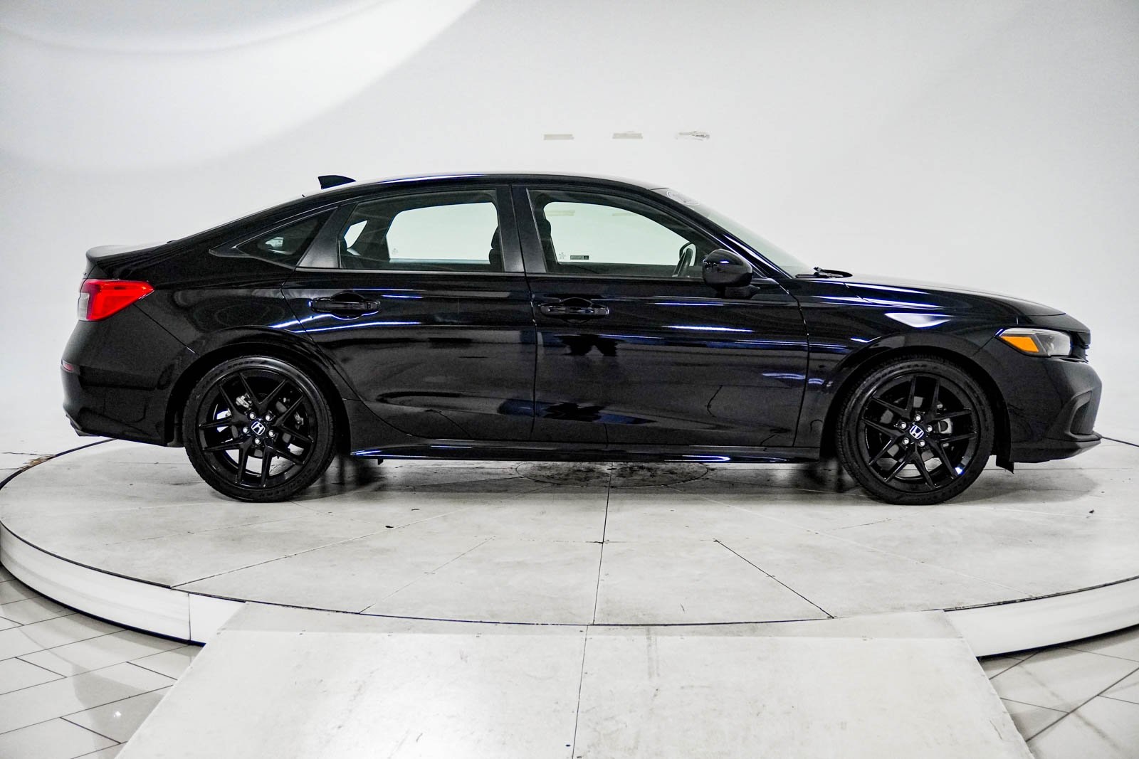 2023 Honda Civic Sport Image 7 of 35