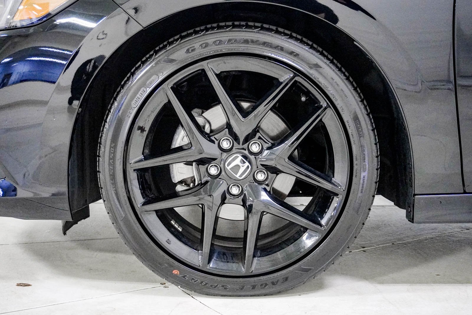 2023 Honda Civic Sport Image 12 of 35