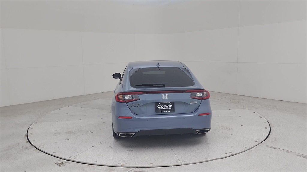 Vehicle image 5 of 36