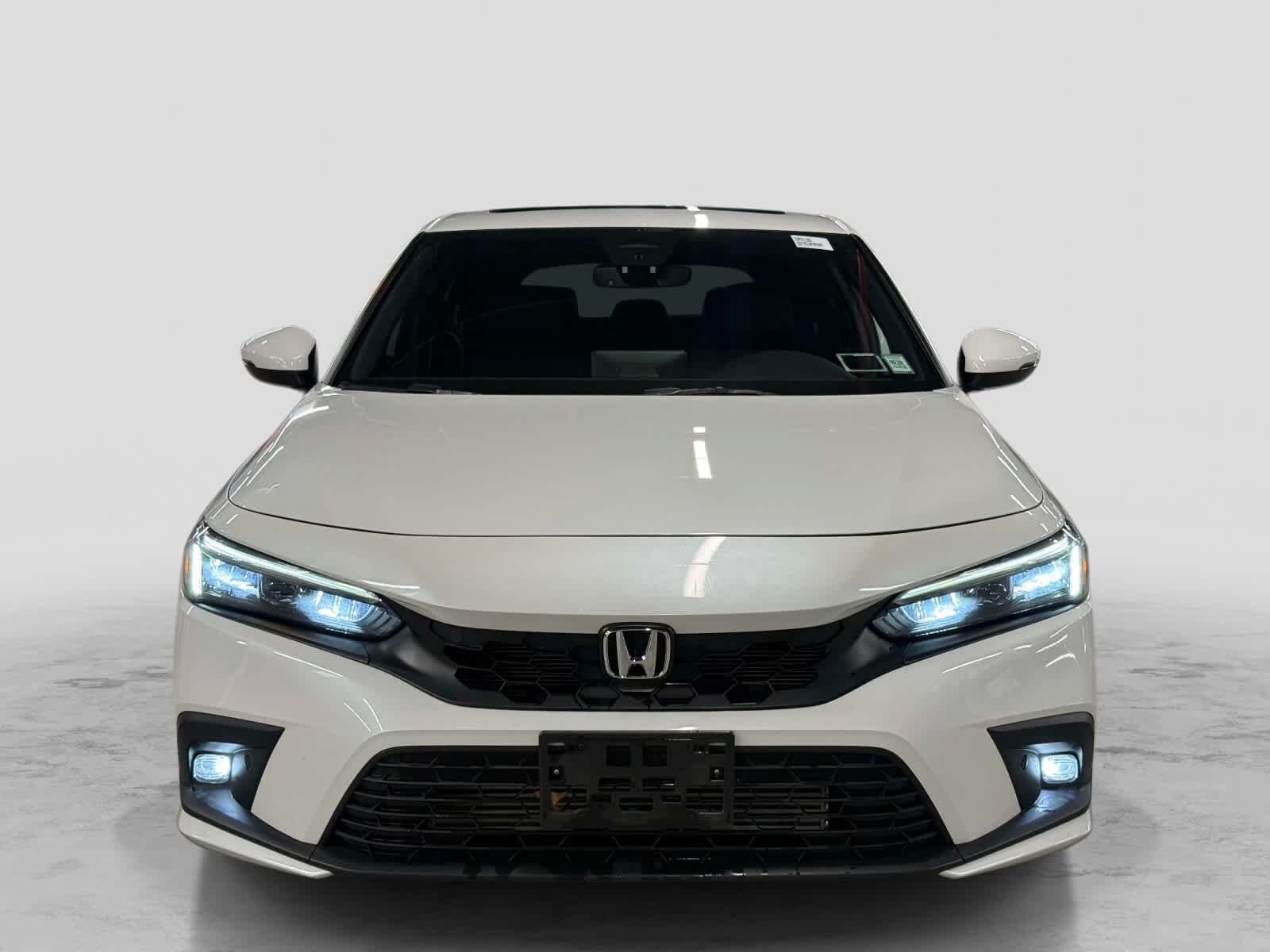 2023 Honda Civic Sport Touring Image 3 of 37