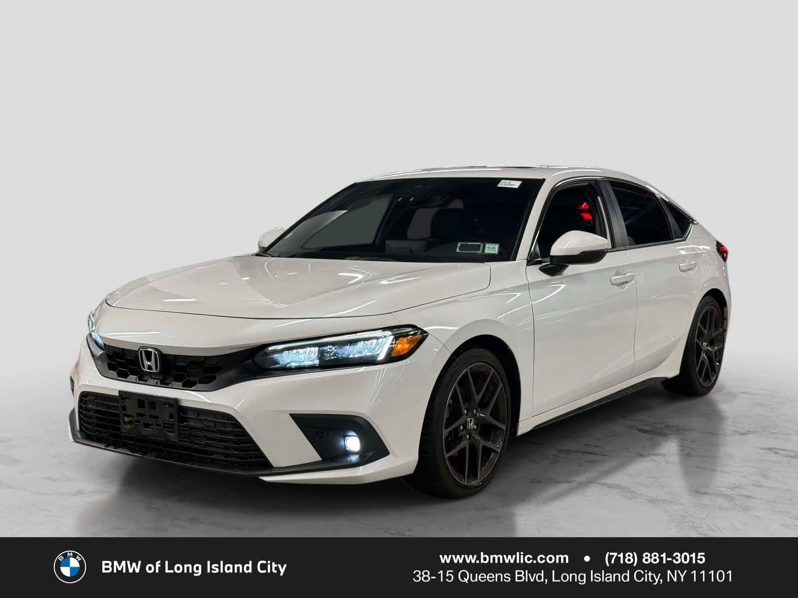 2023 Honda Civic Sport Touring Image 2 of 37