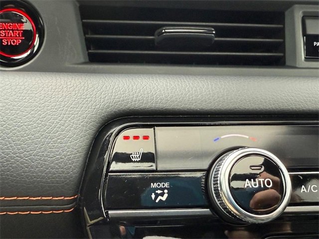 Vehicle image 23 of 24