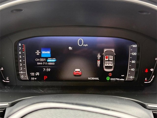Vehicle image 19 of 24