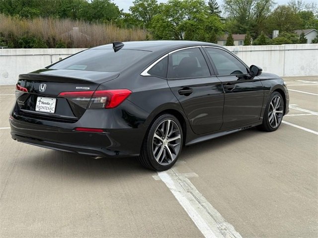 Vehicle image 2 of 24
