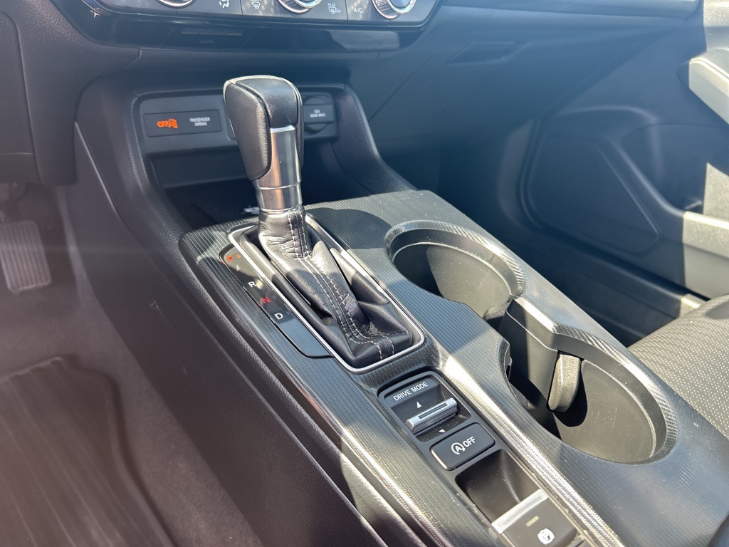 Vehicle image 14 of 49