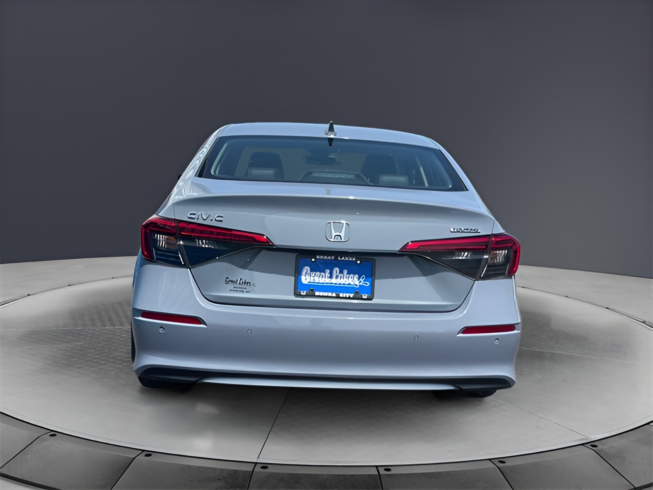 Vehicle image 22 of 24