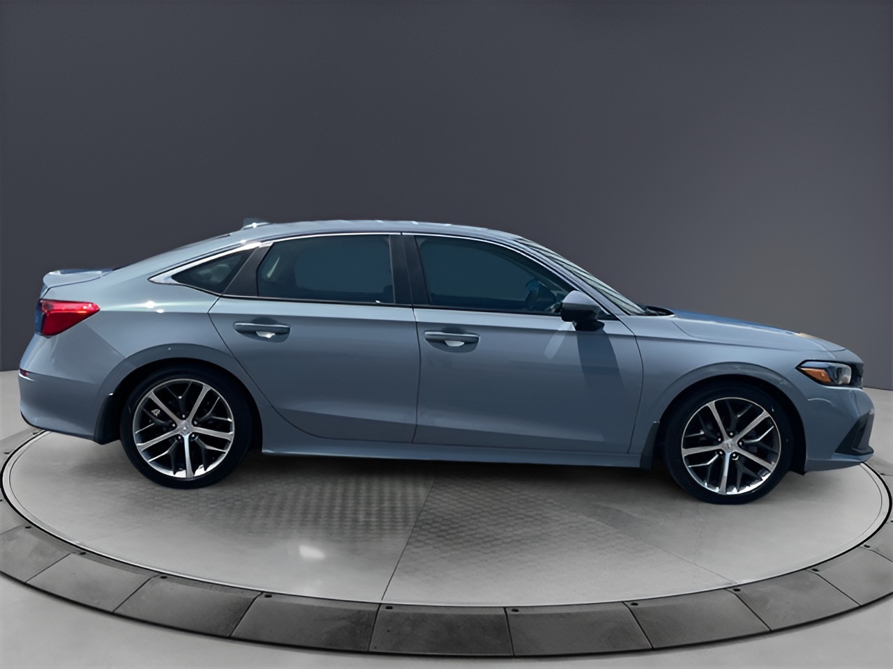 Vehicle image 20 of 24