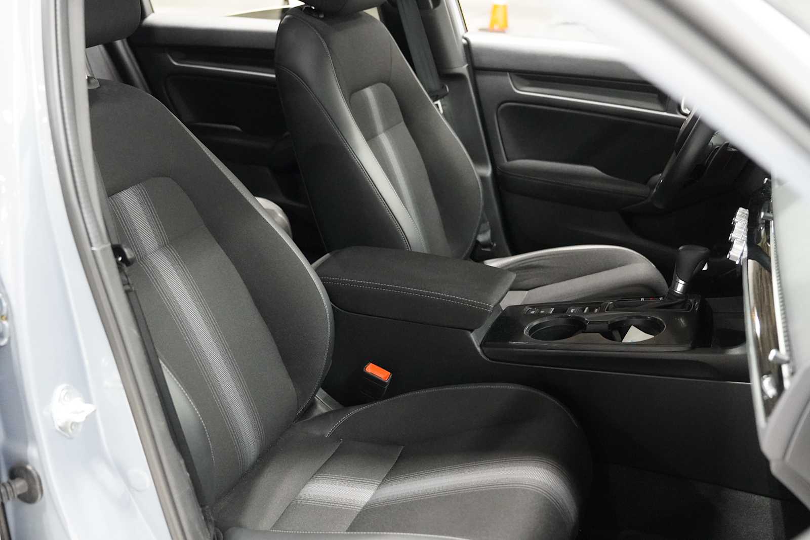 2023 Honda Civic Sport Image 9 of 22