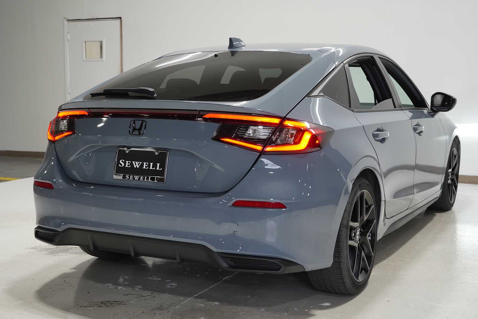 2023 Honda Civic Sport Image 4 of 22