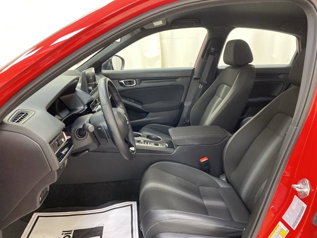 Vehicle image 9 of 28