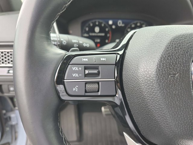 Vehicle image 22 of 39