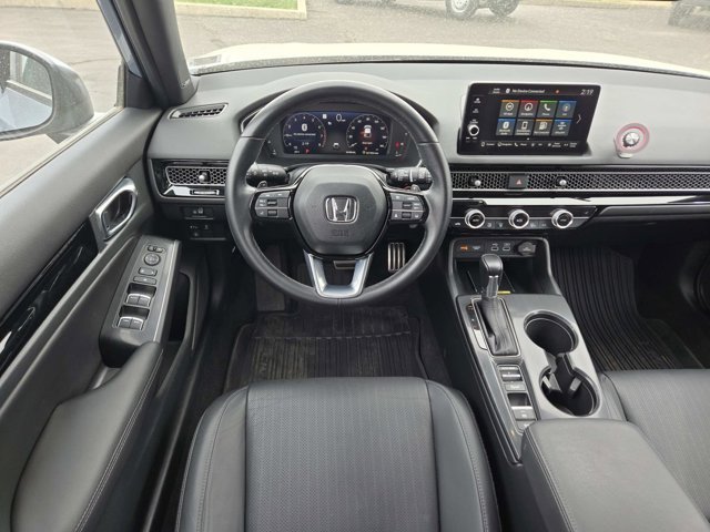 Vehicle image 12 of 39