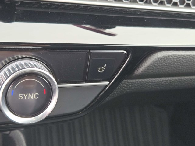 Vehicle image 31 of 39
