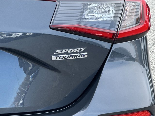 Vehicle image 9 of 25
