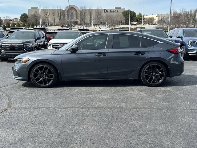Vehicle image 2 of 25