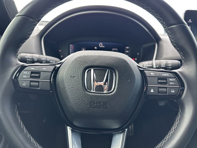 Vehicle image 22 of 25