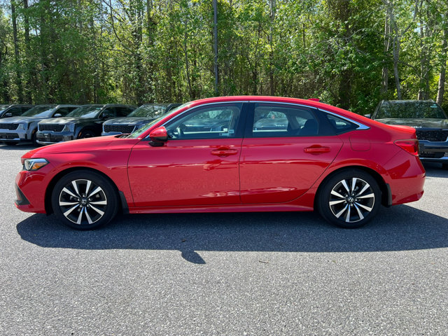 Vehicle image 8 of 23