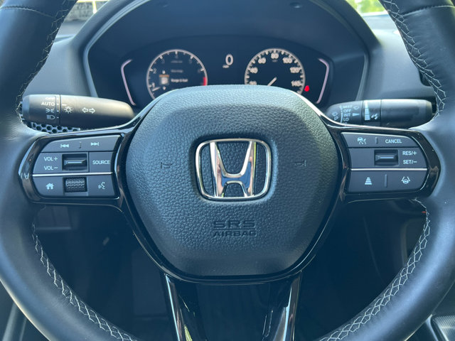Vehicle image 13 of 23