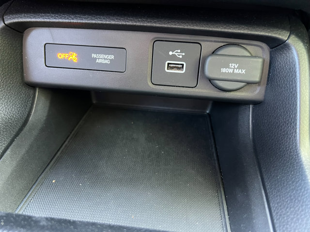 Vehicle image 17 of 23