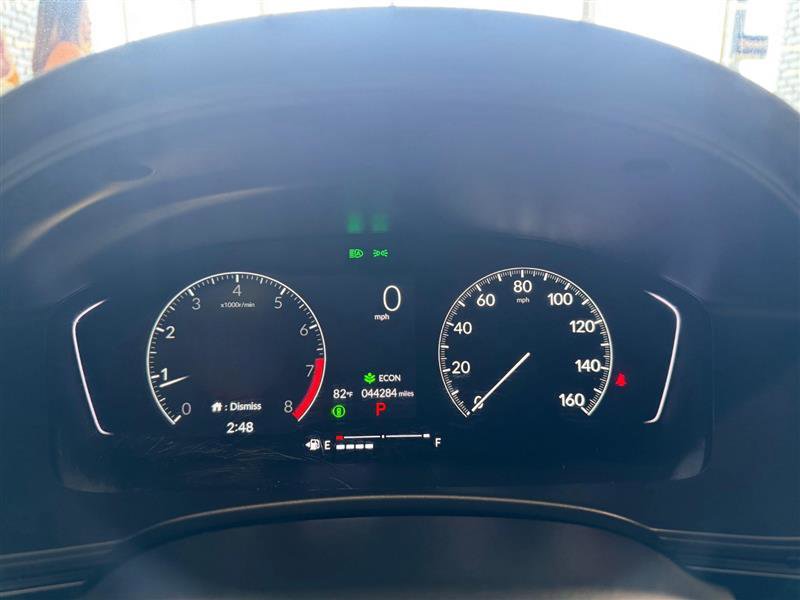 Vehicle image 13 of 26