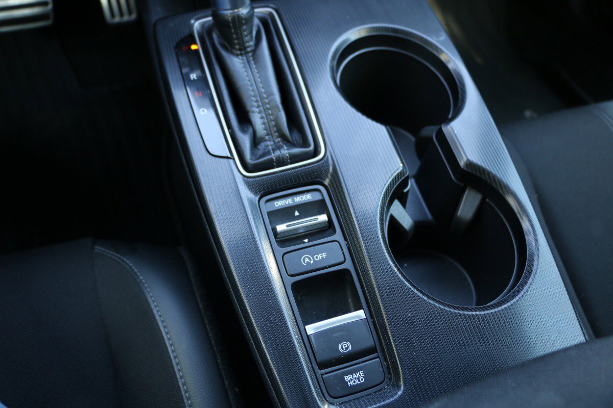 Vehicle image 20 of 27