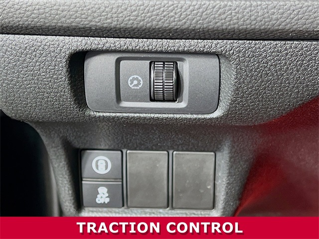 Vehicle image 18 of 34