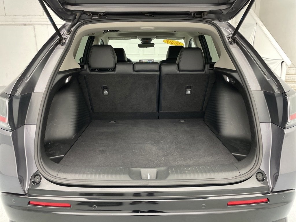 Vehicle image 44 of 49