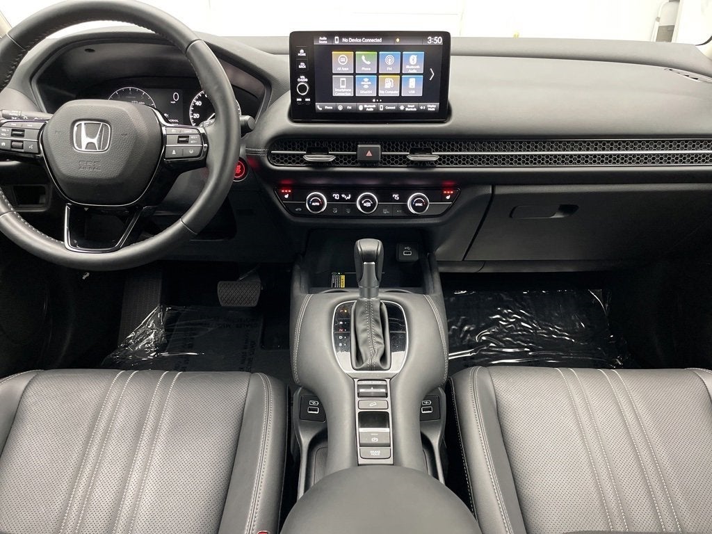Vehicle image 28 of 49
