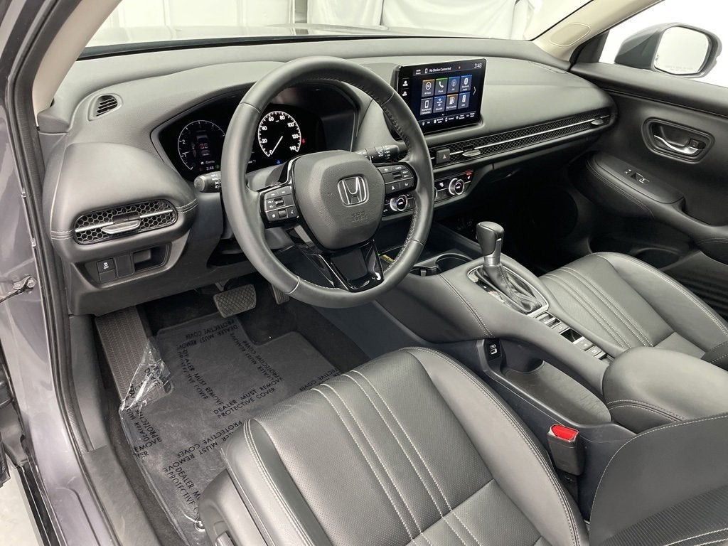 Vehicle image 15 of 49