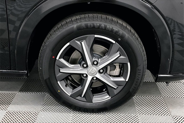 Vehicle image 11 of 36