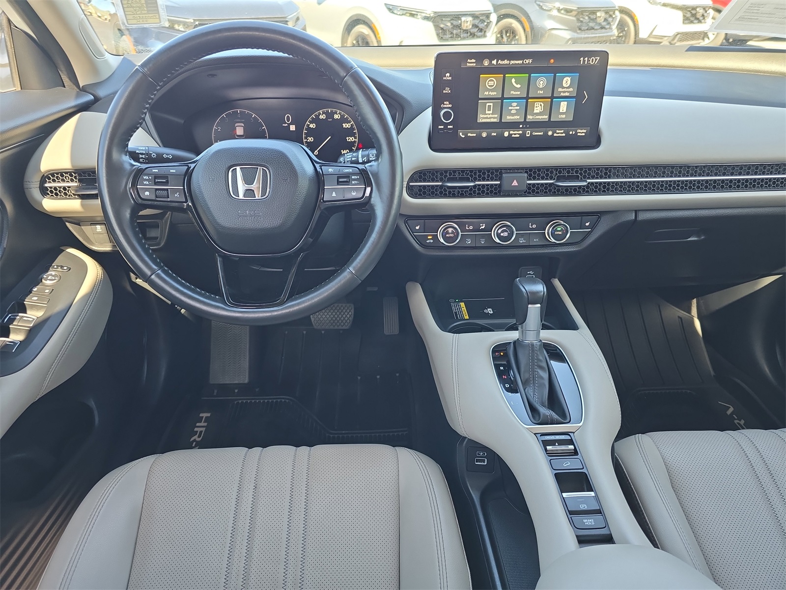 Vehicle image 12 of 34