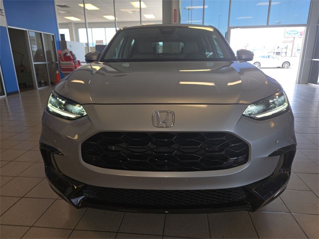 Vehicle image 4 of 27