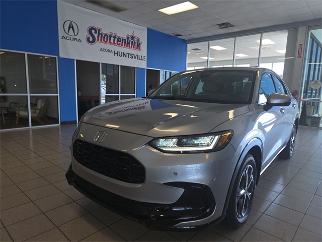Vehicle image 8 of 27
