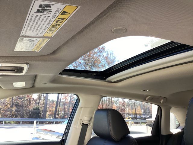 2023 Honda HR-V EX-L Image 17 of 34