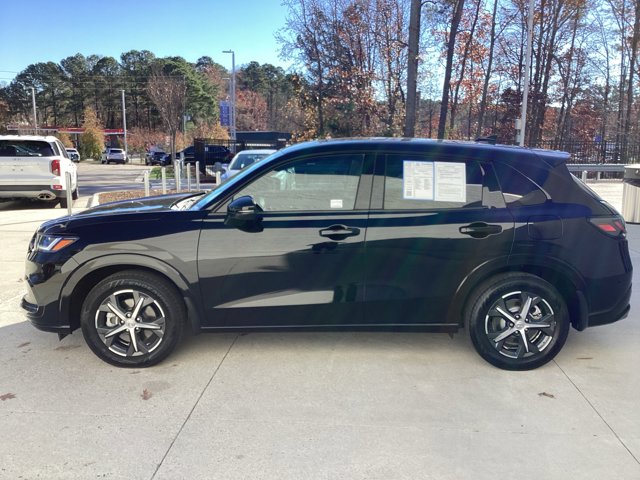 2023 Honda HR-V EX-L Image 8 of 34